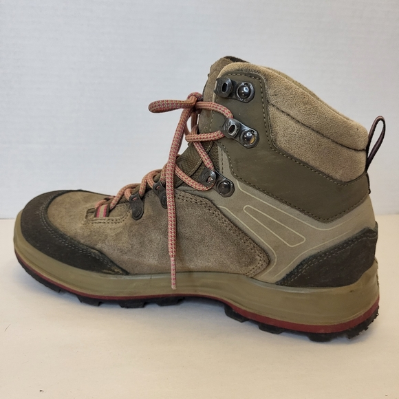 Quechua Decathlon waterproof hiking boots Size 39 - Picture 6 of 6